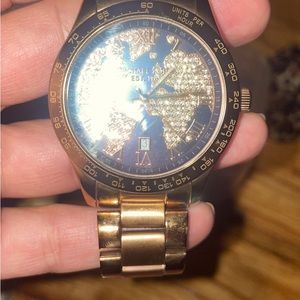 Watch has minor scratch